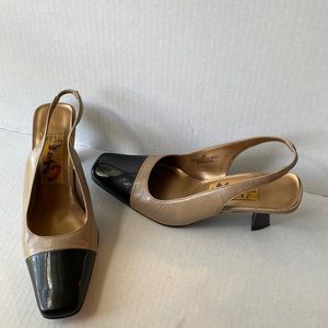 CF by falchi tan and black sling back shoes